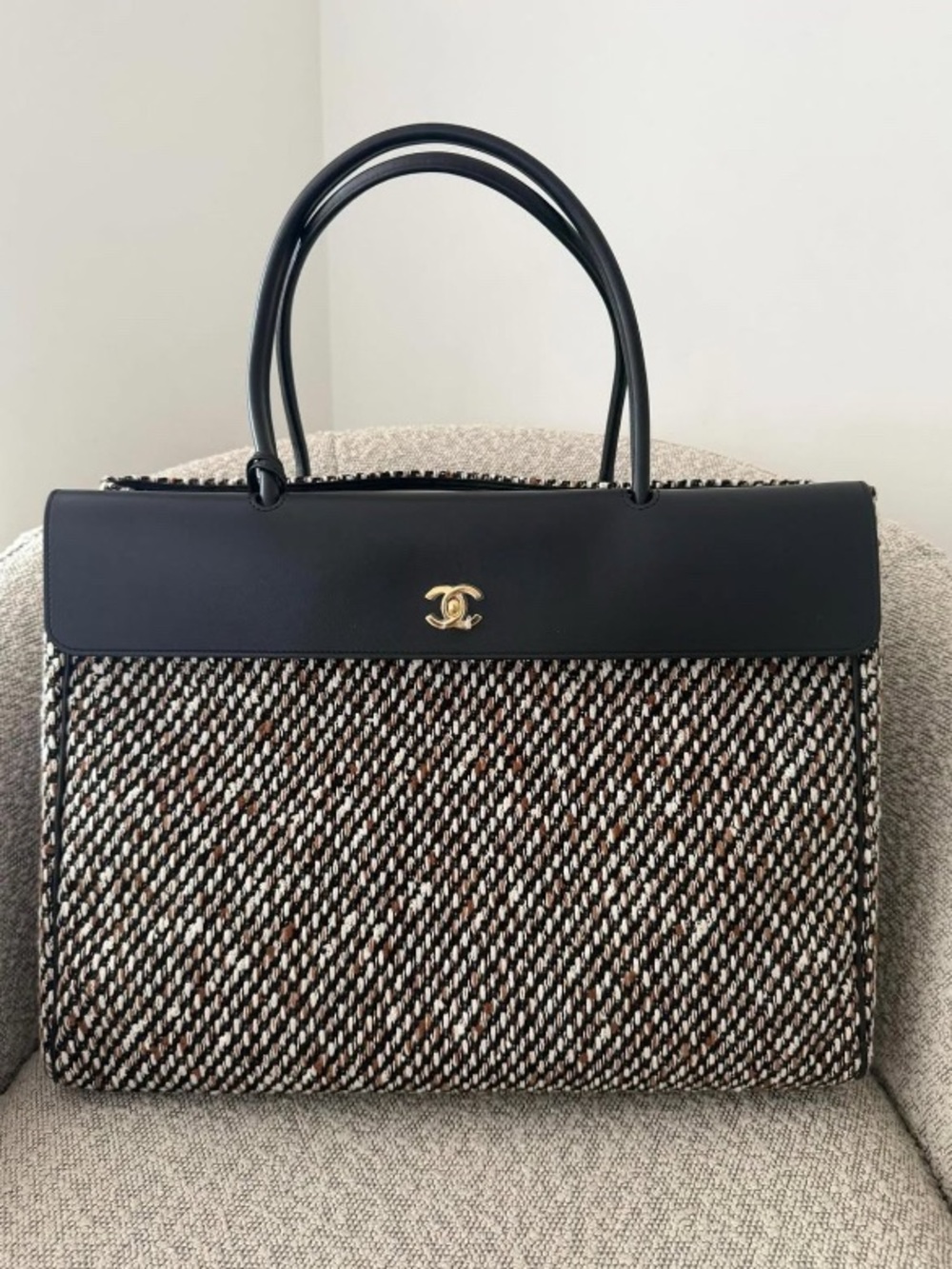 CHANEL large tote Matthieu Blazy